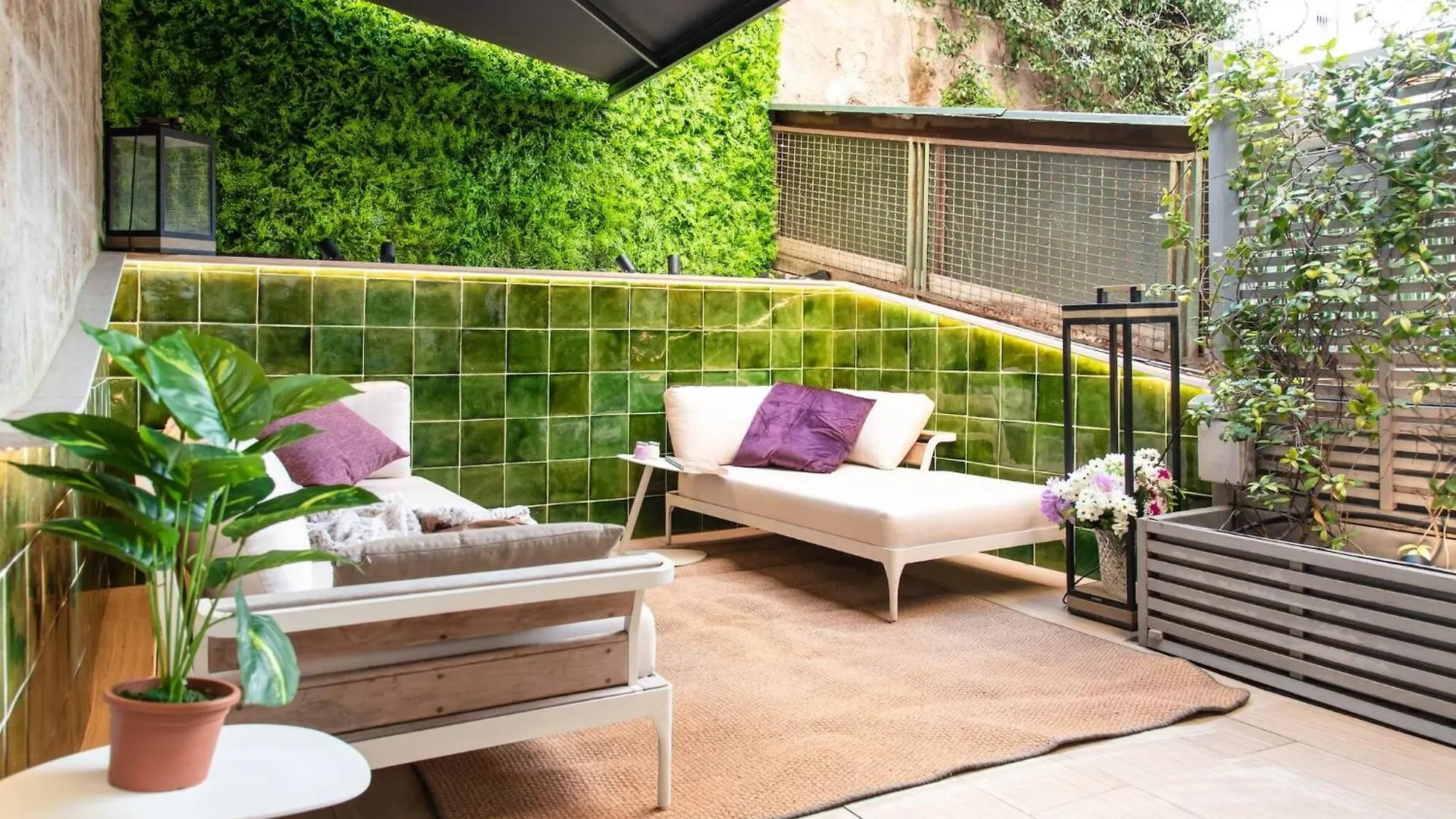 Charming Roma Apartment With Terrace - Perfect For Families And Friends