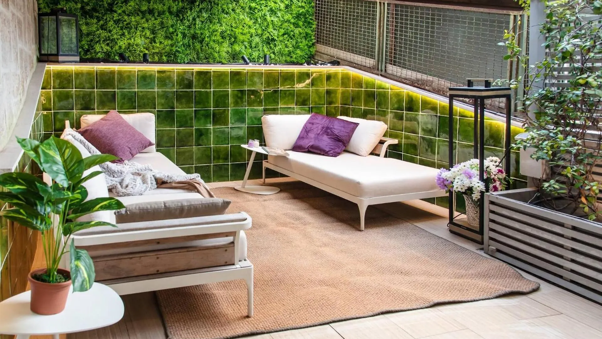 Charming Roma Apartment With Terrace - Perfect For Families And Friends